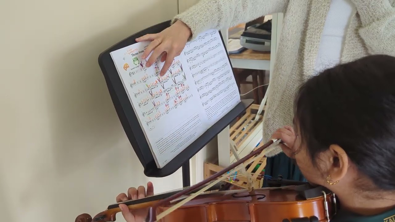 Psalm practicing Adams Family - AMEB Grade1