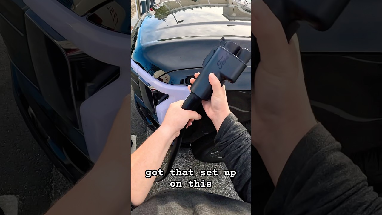 Charging the Ford F-150 Lightning at a Tesla Fast Charger!