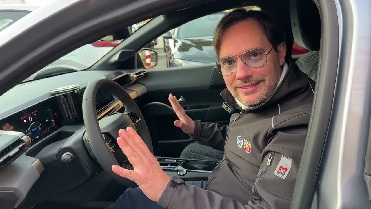 NUOVA LANCIA YPSILON! By Auto Davanzo #lanciaypsilon #citycar