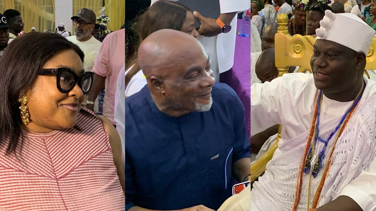 SEE WHAT HAPPENED BETWEEN OONI OF ILE IFE,OLAIYA IGWE,FOLUNKE DARAMOLA AND OTHERS AT OSTRA AWARDS 