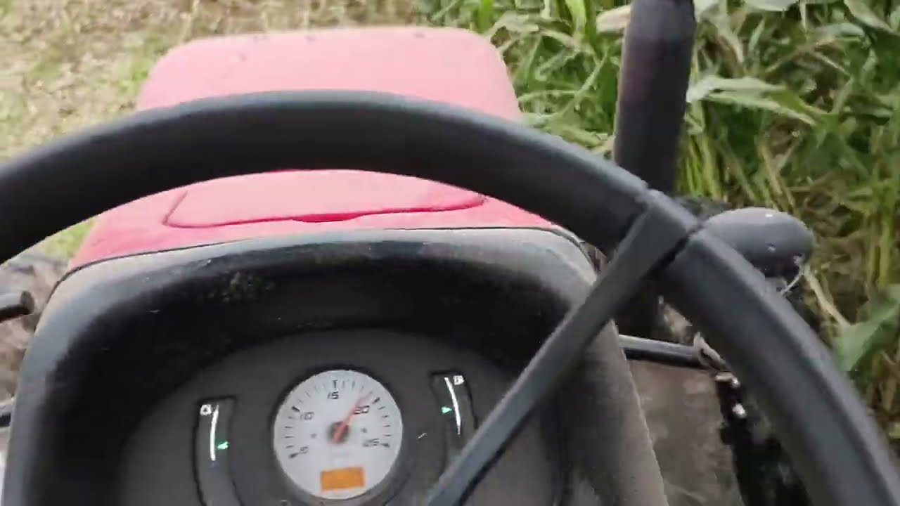 4275 Turbo, fazendo silagem com área total de 3 linhas