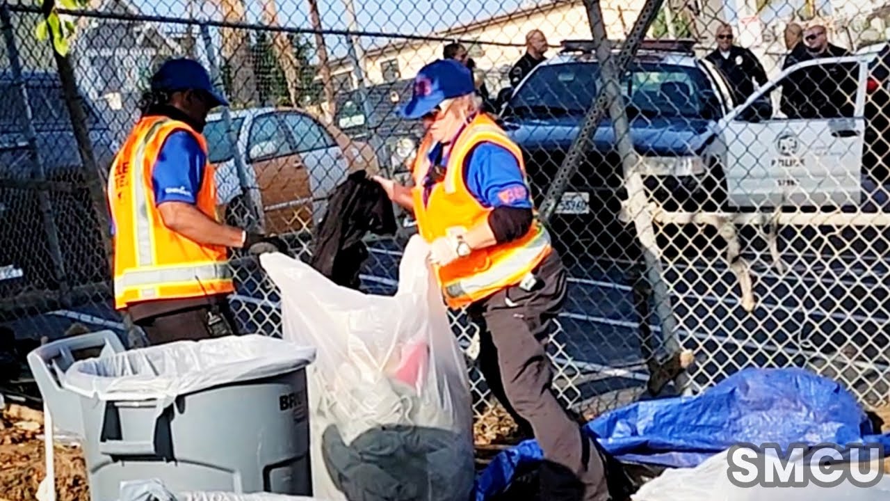 Local Heroes in Action: Venice Beach Clean Team Takes Charge in Absence of City Services
