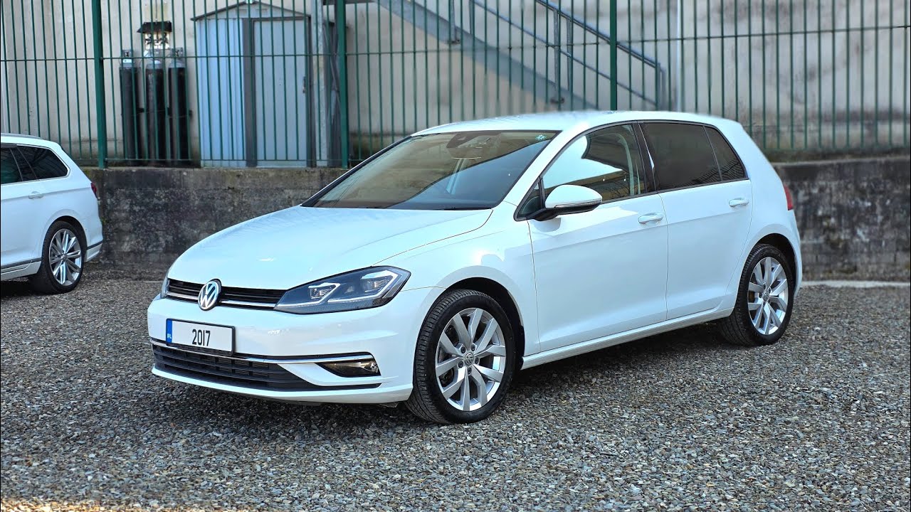 2017 VW Golf Highline Only 30K Kilometers! 