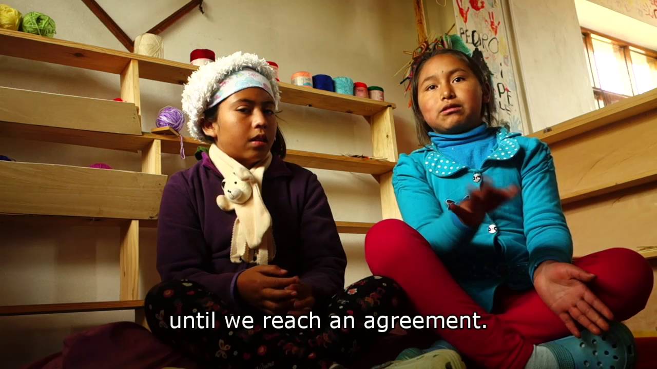Escuela Democrática de Huamachuco (English subtitles)