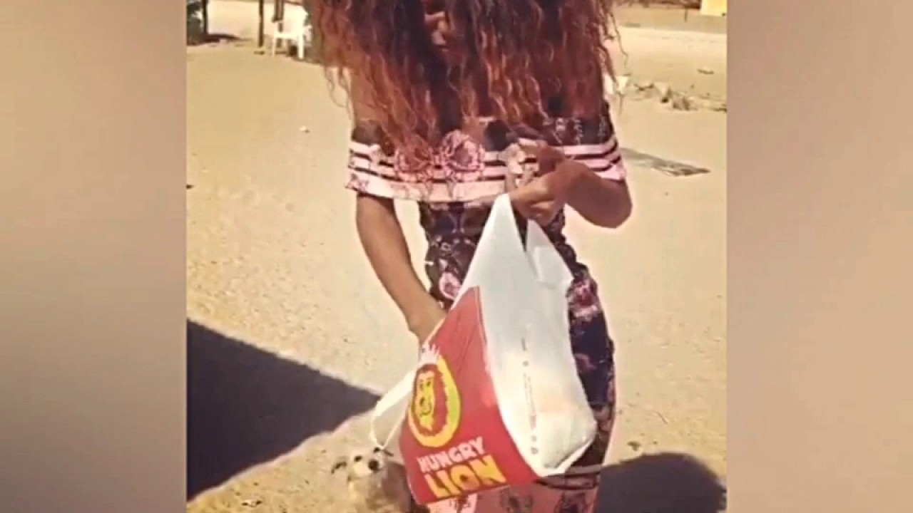 Meriam Kaxuxwena did not just feed that Dog hungry Lion