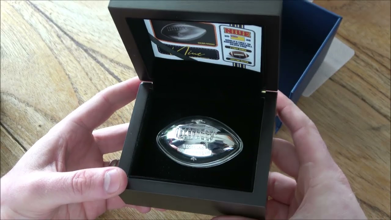 This 3D Silver Football is STUNNING!