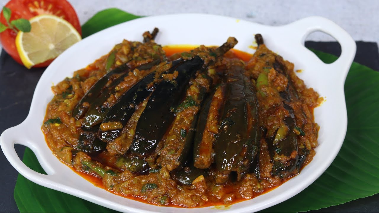 আচারি বেগুন ভুনা ( টক বেগুন / বেগুন বাহার ) ॥ Begun Bhuna ॥ Bengali Begun bahar ॥ Eggplant Recipe