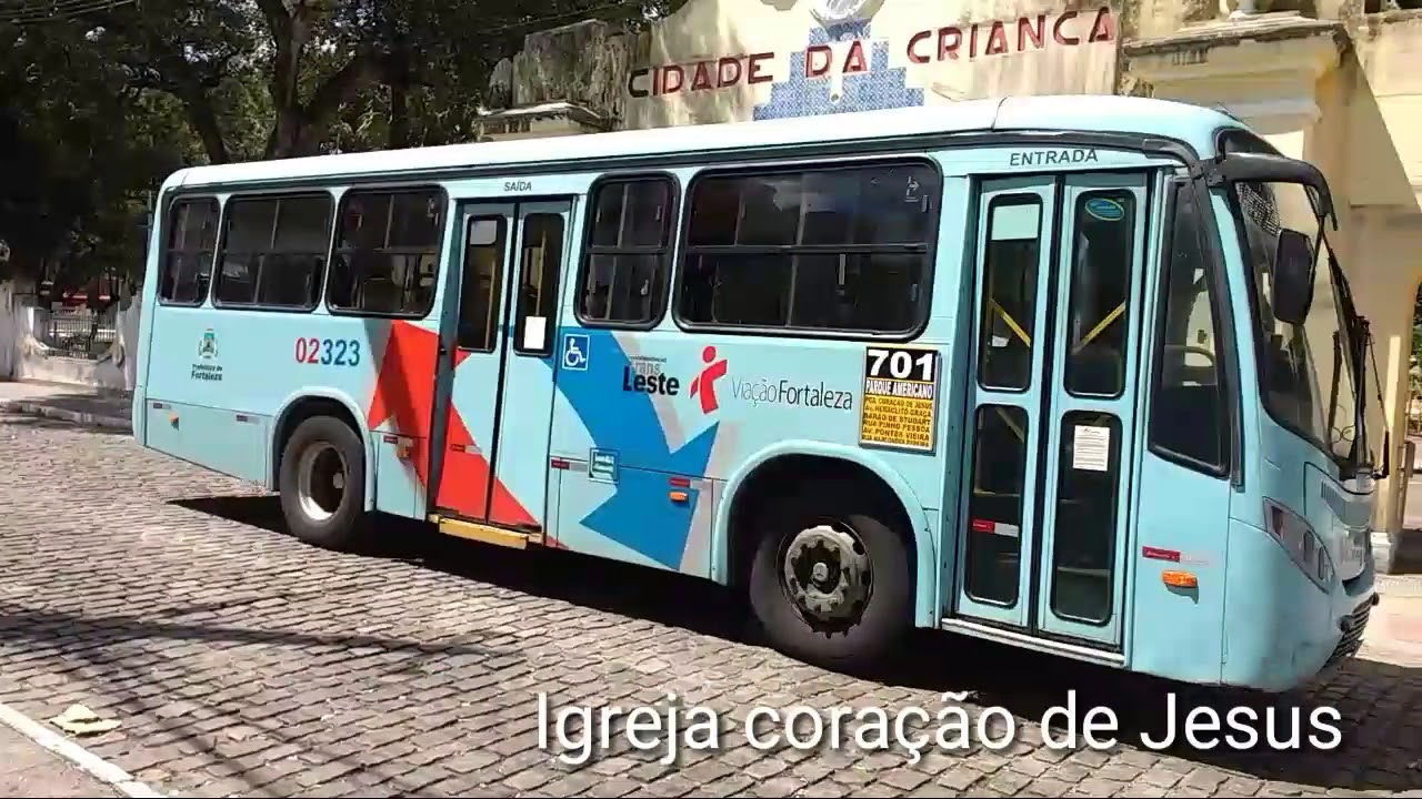 Terminal de ônibus da praça coração de Jesus em Fortaleza.
