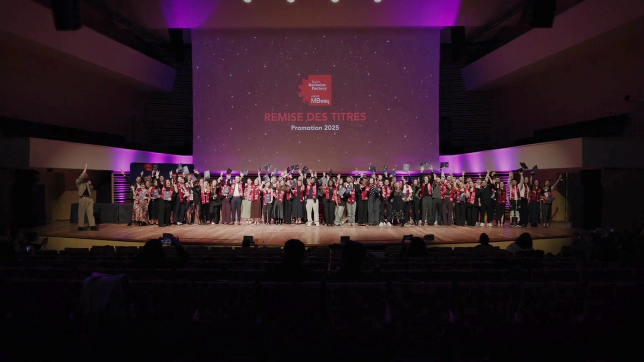 Remise des diplômes Ipac Bachelor Factory Lille au Nouveau Siècle 🎓