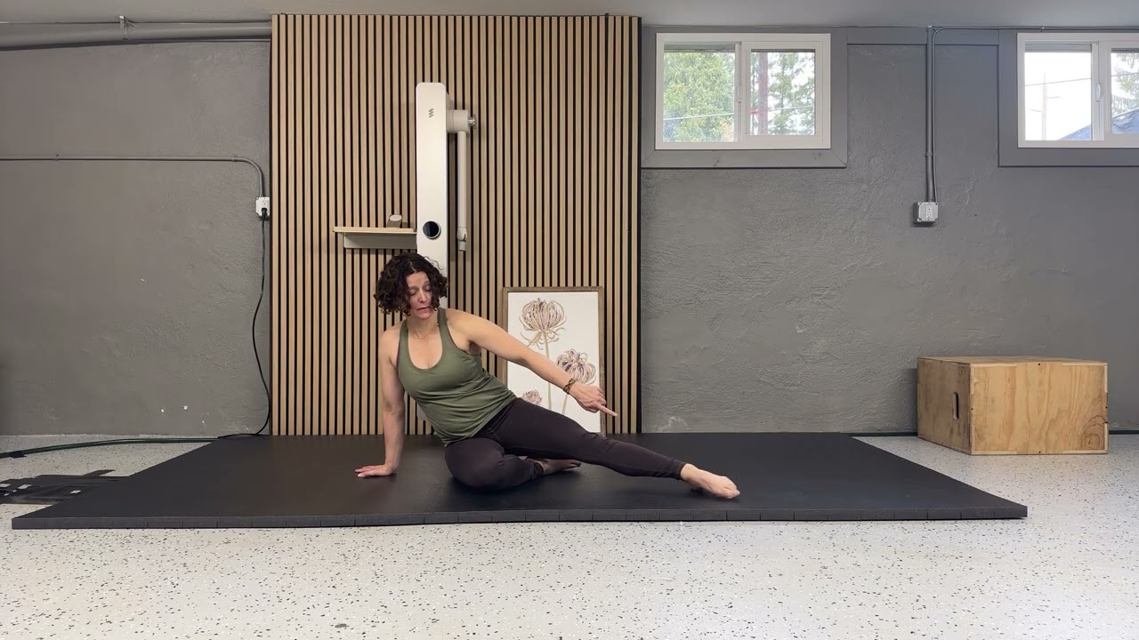 Hip Mobility Flow: Relaxed Stretching + Active Strengthening (Follow Along)