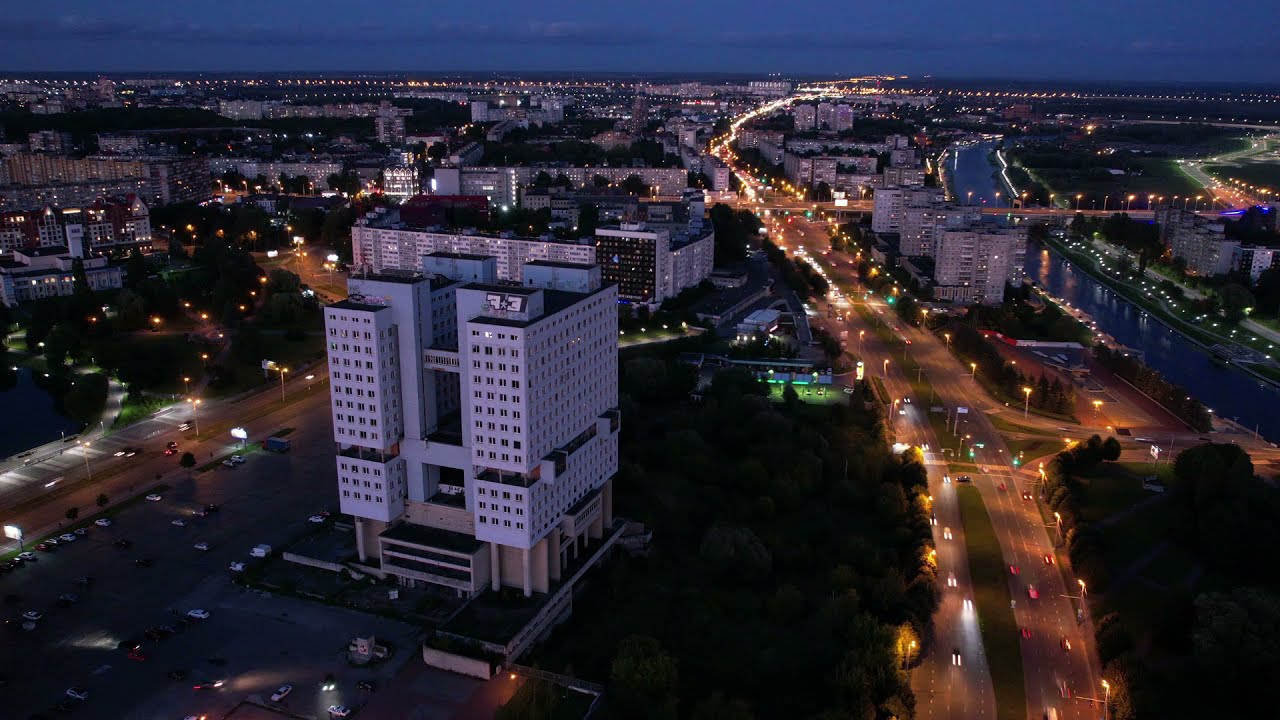 Timelapse of Soviet palace in Kaliningrad