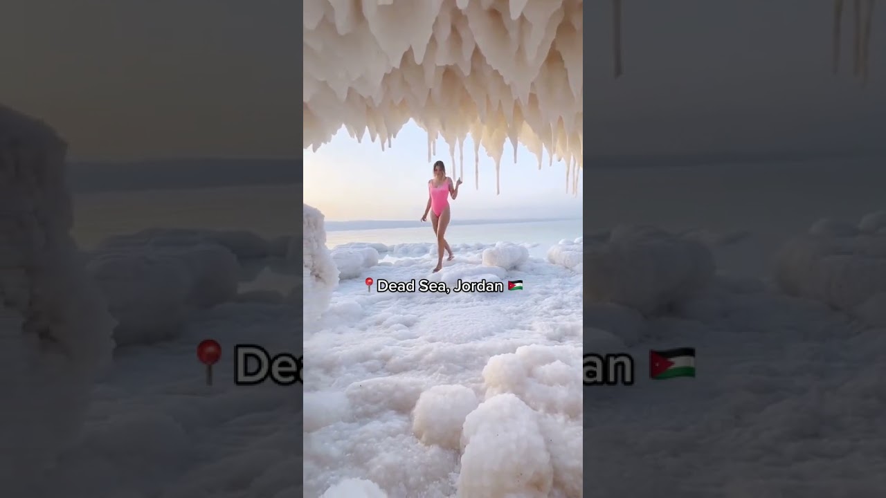 Be careful!!! Avoid putting your head in the water 😱 #bucketlist2025 #jordan #saltlake #deadsea