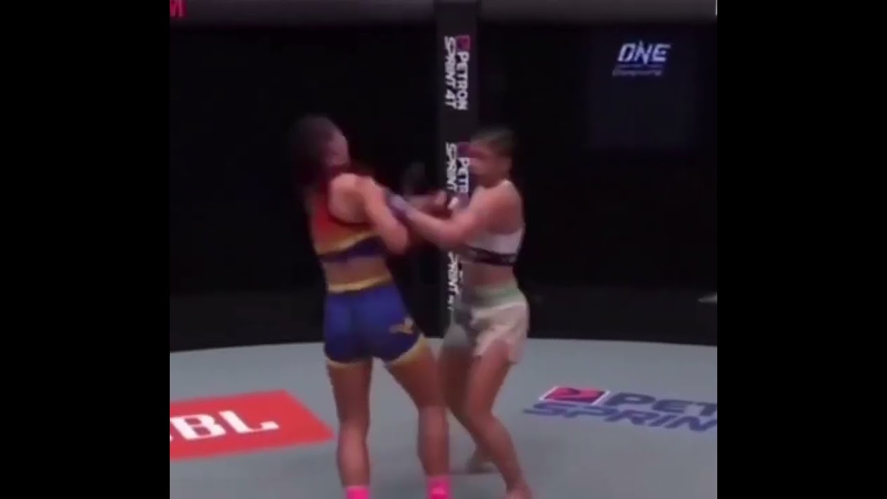 MMA knockout combination. kickboxing. #shorts