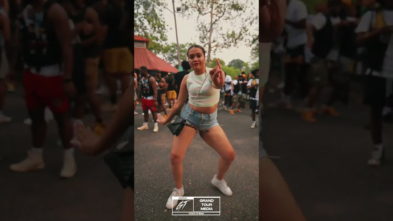 NEW JERSEY AKA GOES CRAZY ON STROLL! MUST WATCH!! ALPHA KAPPA ALPHA SORORITY, INC.