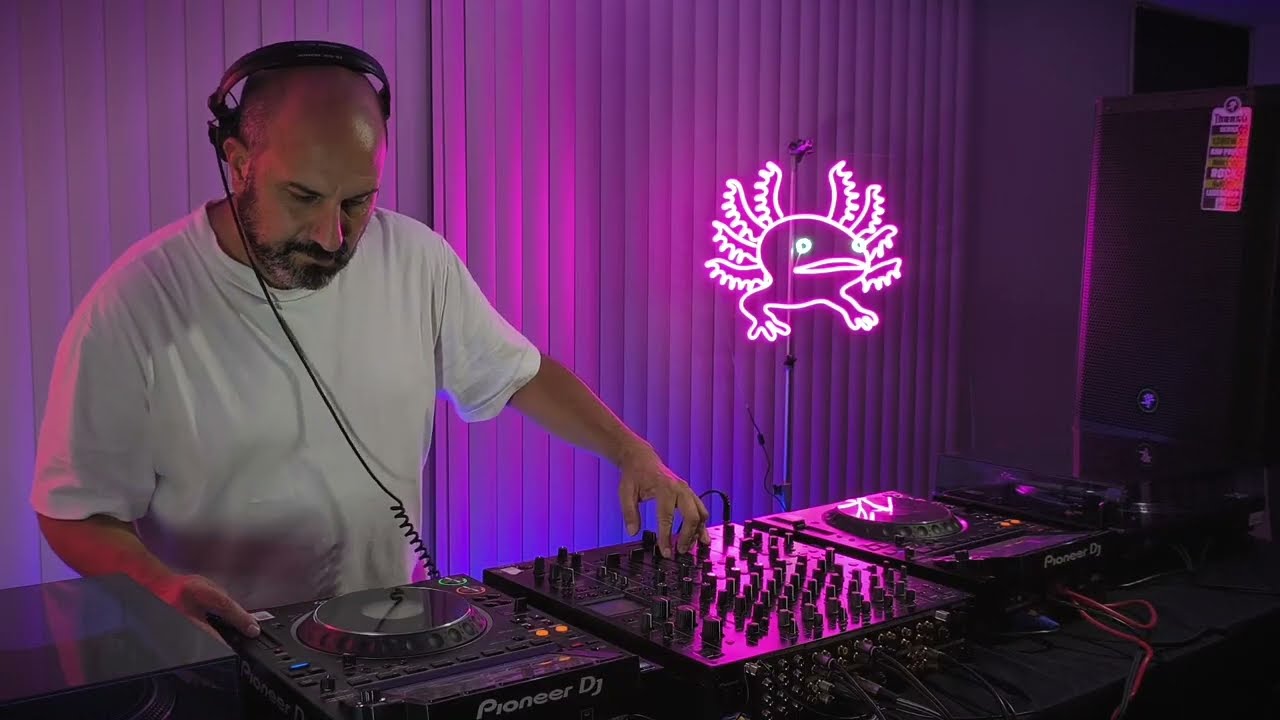 Navarro | Undergroove Music @ Axolotl Studio CDMX