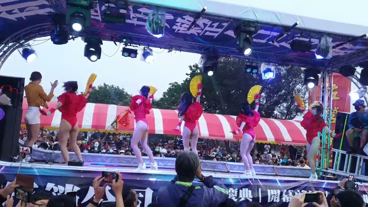 文聖堂遶境搖滾車 舞者跳舞10