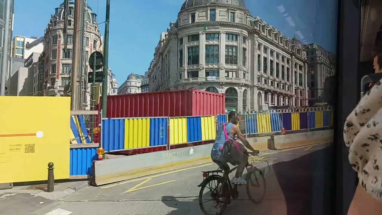 [STIB] Urbanway 18 Hybride sur la ligne 29 entre De Brouckère et Heydenberg