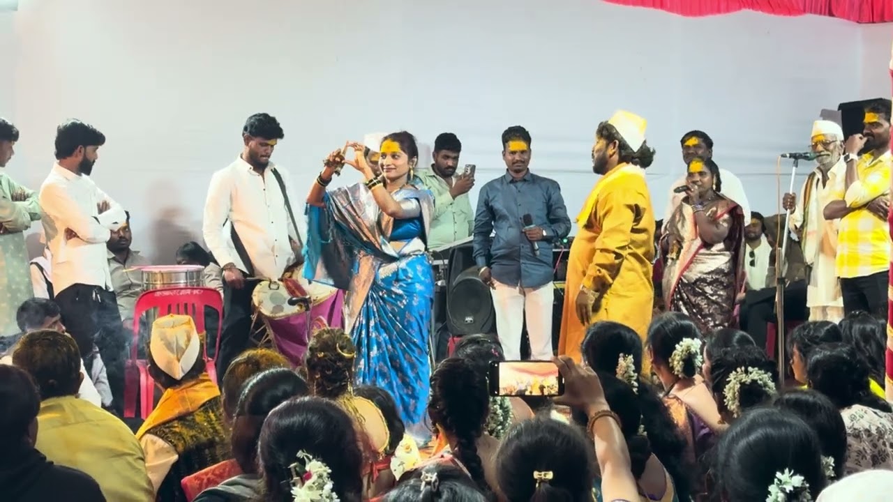 रेणुका ताई शेंडगे जागरण गोंधळ जेजुरी नक्की आवाज आहे का आणि आवडल्यावर लाईक व सबस्क्राईब करा ‼️