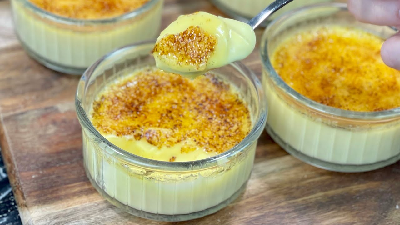КАК ДОБИТЬСЯ КРЕМ-БРЮЛЕ 🍮 ЛЕГКИЙ И ДОСТОПРИМЕЧАТЕЛЬНЫЙ РЕЦЕПТ 👩🏻‍🍳 С СУБТИТРАМИ