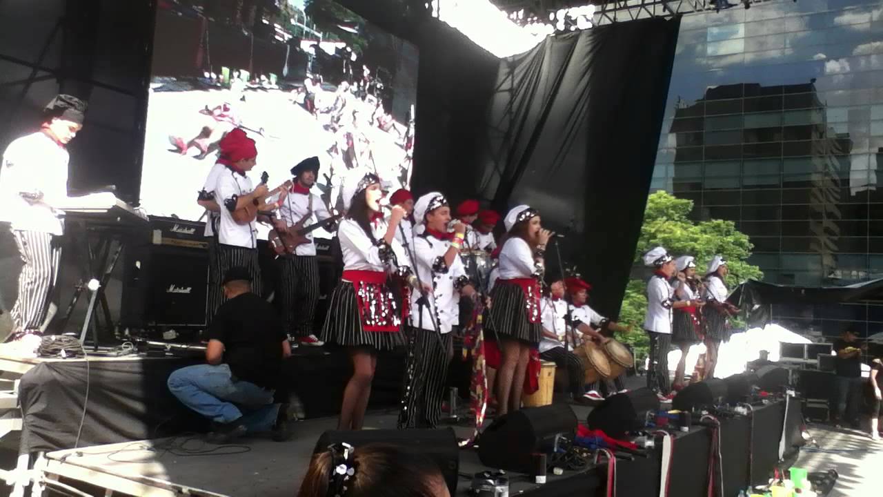 Colegio El Peñón - Rumba Intercolegial de Gaitas