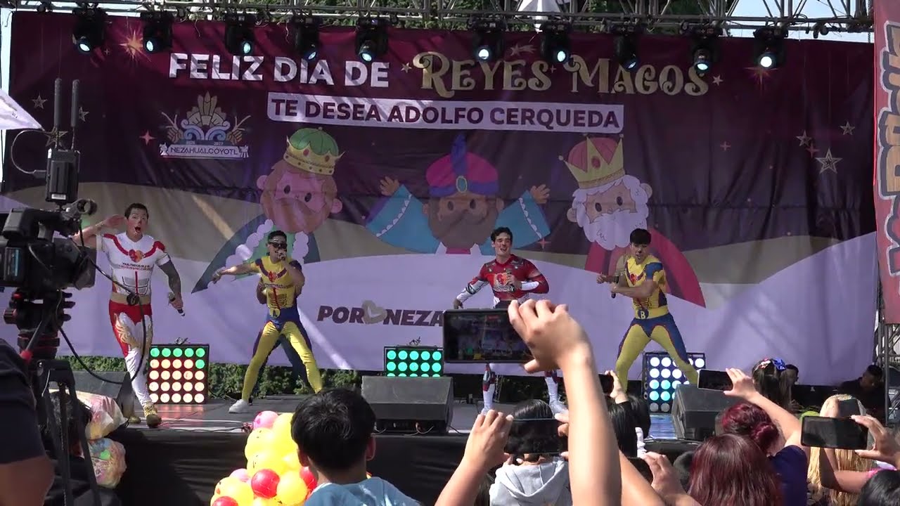 ilarie, Wapayasos en el Palacio Municipal de Nezahualcóyotl