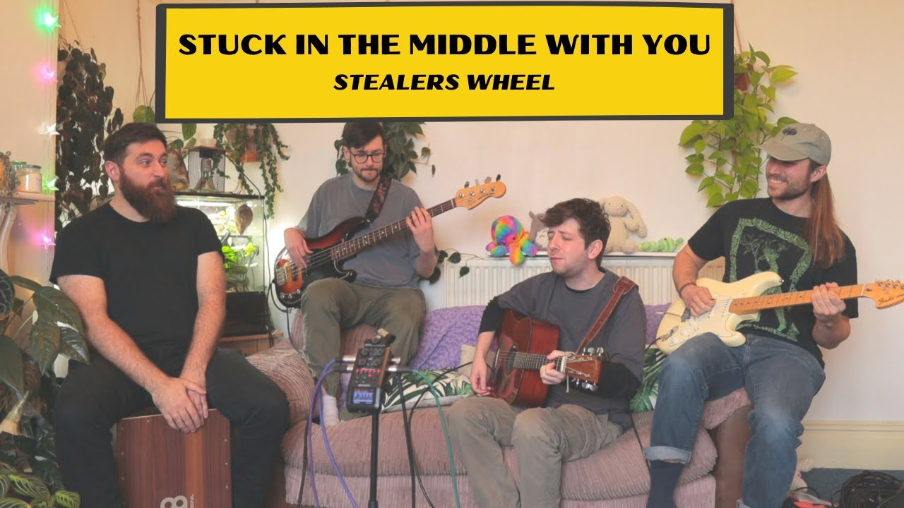 Stuck in the Middle With You | Stealers Wheel (Acoustic Cover)
