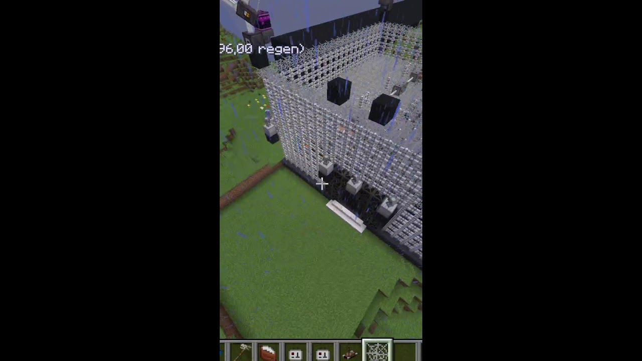 Creating a containment base on Minecraft