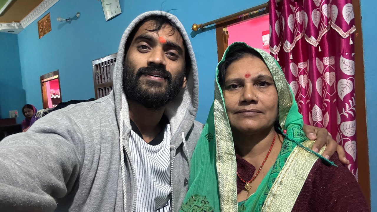 Aaj Maa Ne Kiya Hamare Liye Vrat❤️🙏