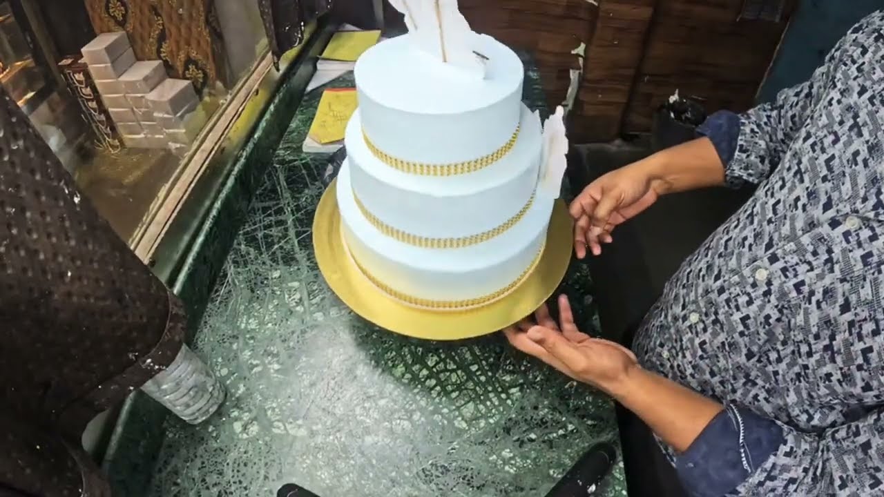 Baby boss cake making in ice whip cream बेबी बॉस केक बनाना सीखे @ashfakkirecipe 