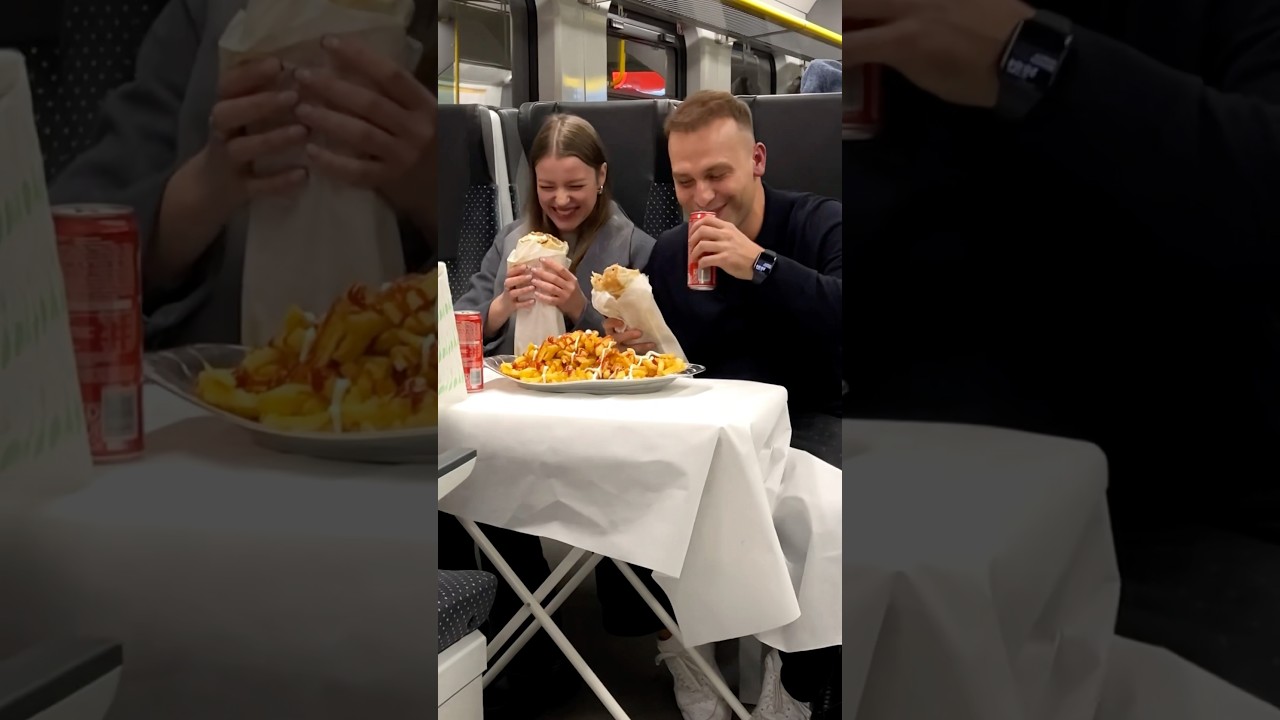 When an ordinary train ride turns into an unexpected picnic😂