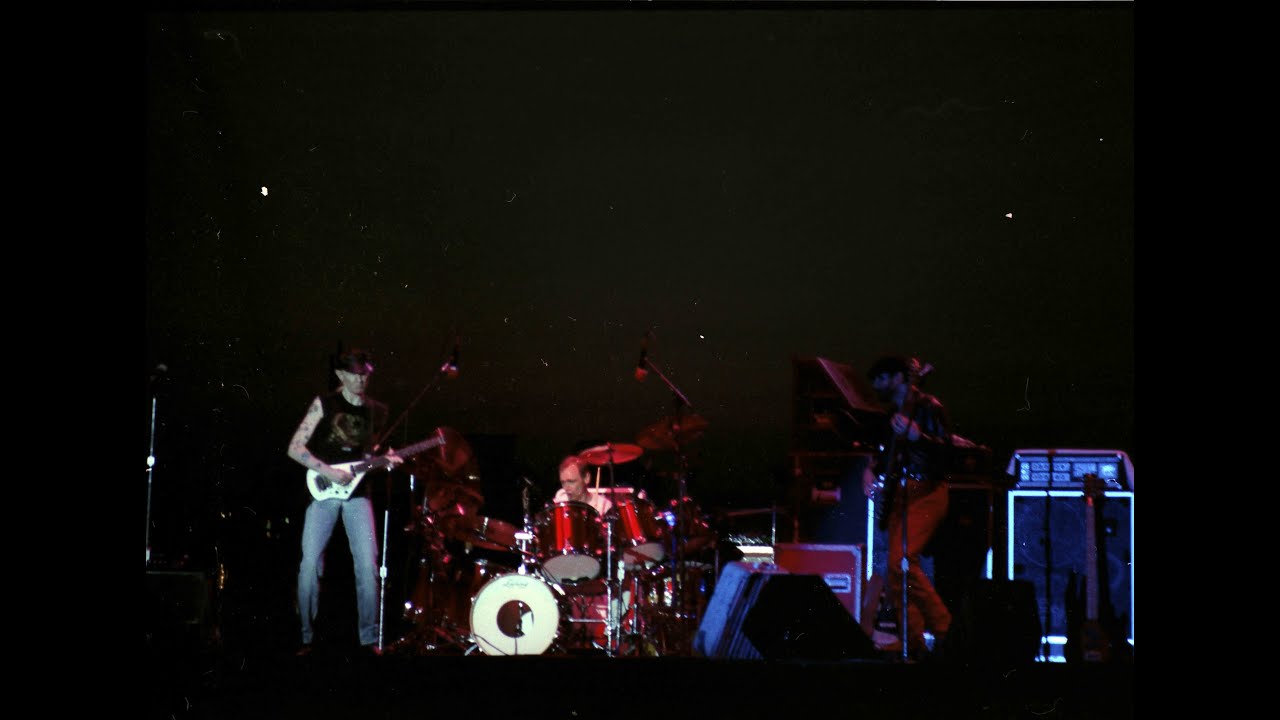 JOHNNY WINTER 1990 PART 3 &  BONUS RARE 89 TOUR TYE DYED SHIRT  AMAZING FOOTAGE