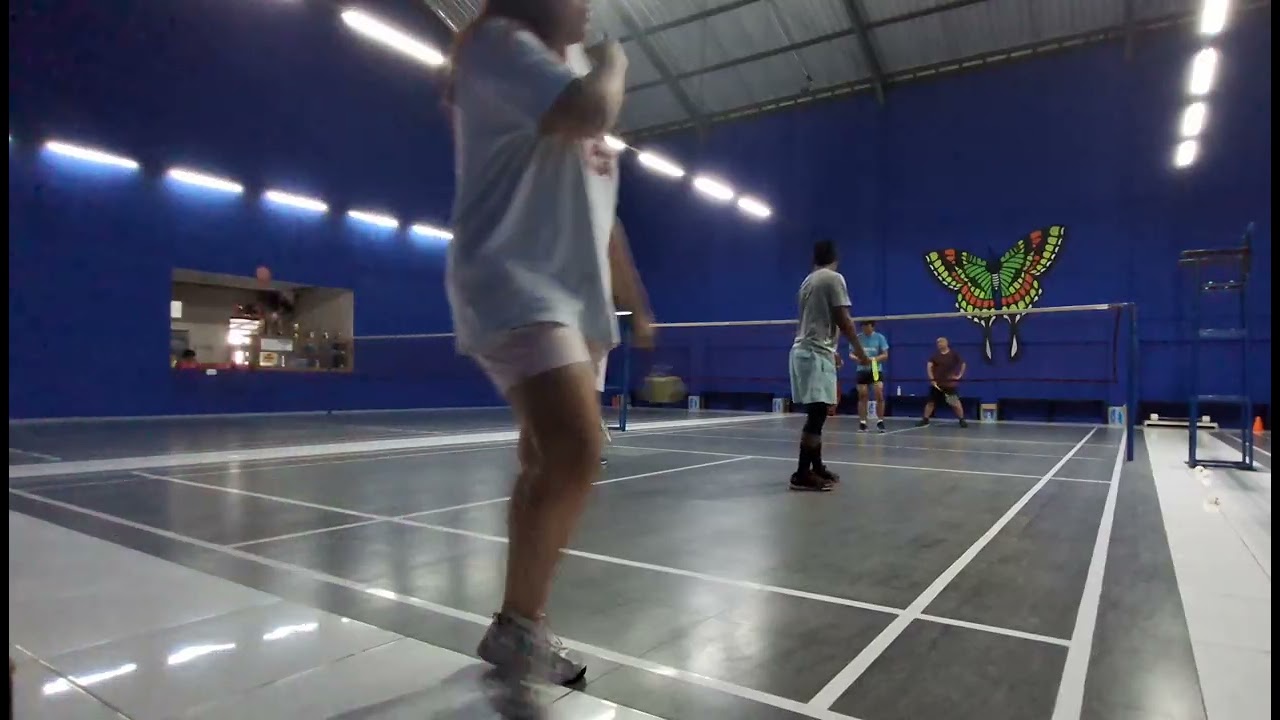 Badminton Time - Partai panas yang imbang skor 1:1 - part 2