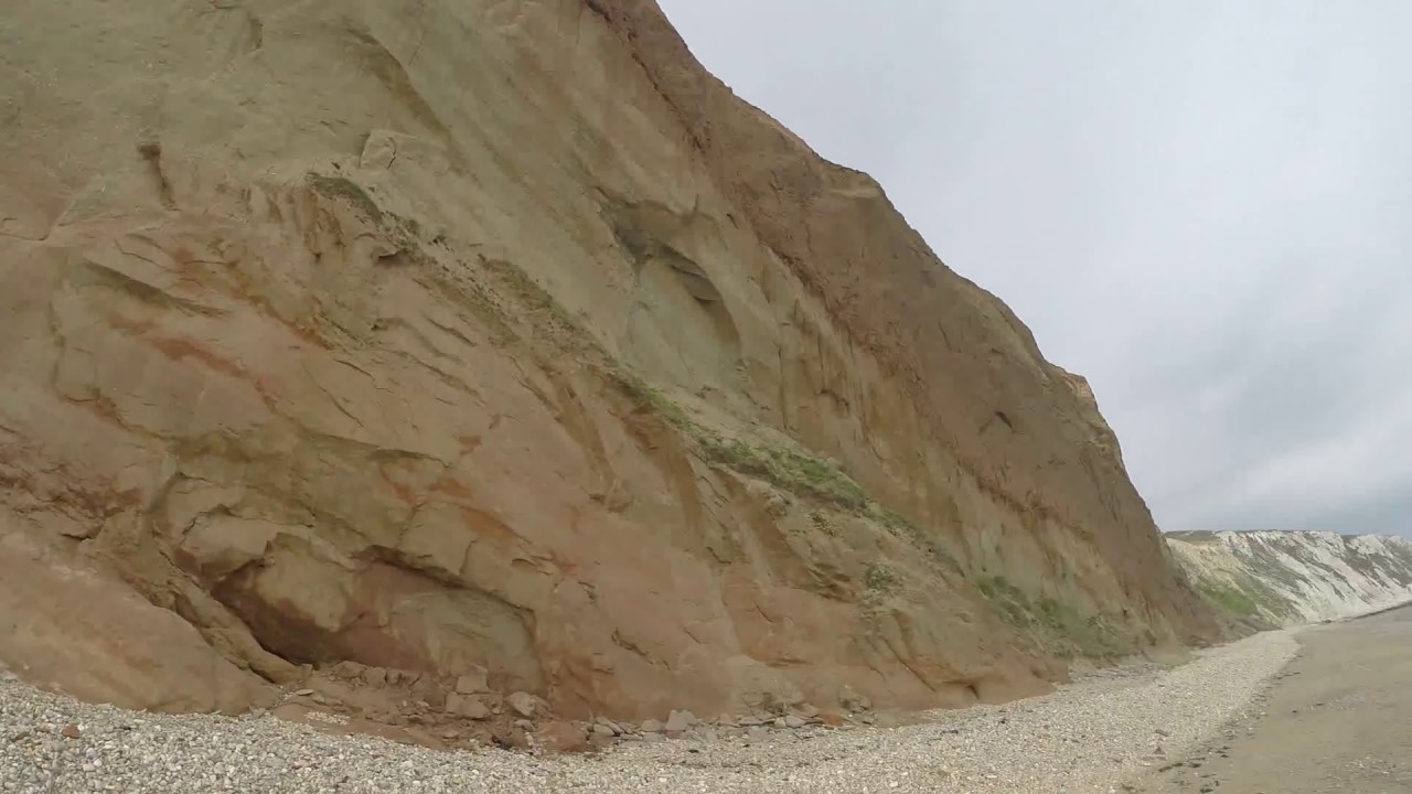 A slow walk along the beach from Yaverland to 'The Nostrils caves' - Isle Of Wight.