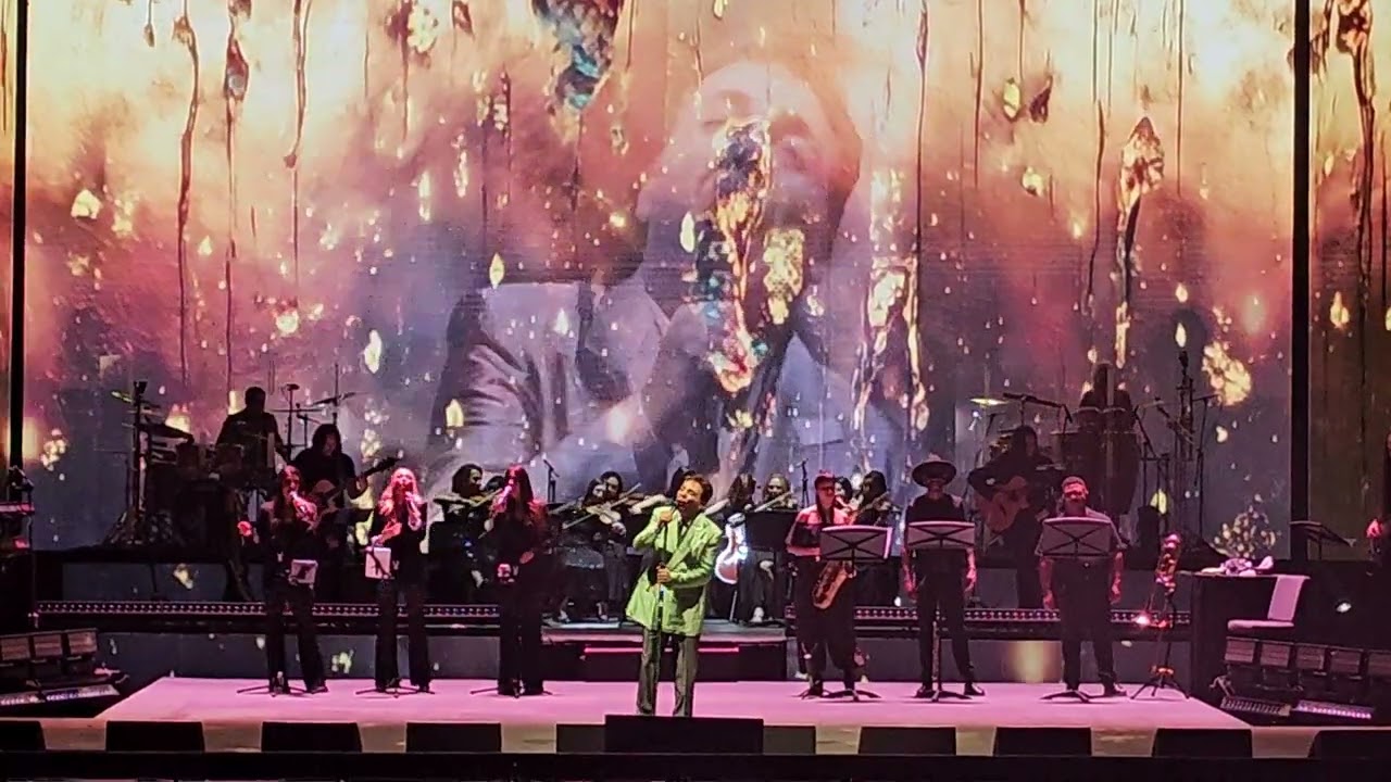 No hace falta / Mañana mañana / Vuélveme a querer / Si me ves llorar - Cristian Castro (en vivo)