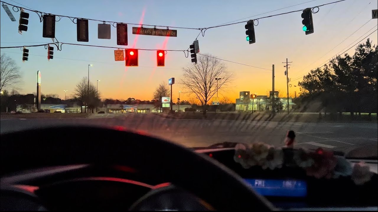 It’s Saturday and it’s a beautiful day!☀️.    #dayinmylife #minivlog #dothingsyoudontwanttodo 