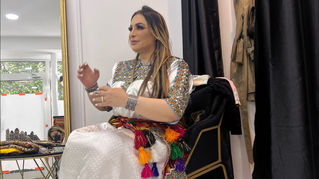 Tr&egrave;s heureuse que Rebecca a choisit nos cr&eacute;ations de robes kabyles tr&egrave;s tr&egrave;s fi&egrave;re  S&Gmode