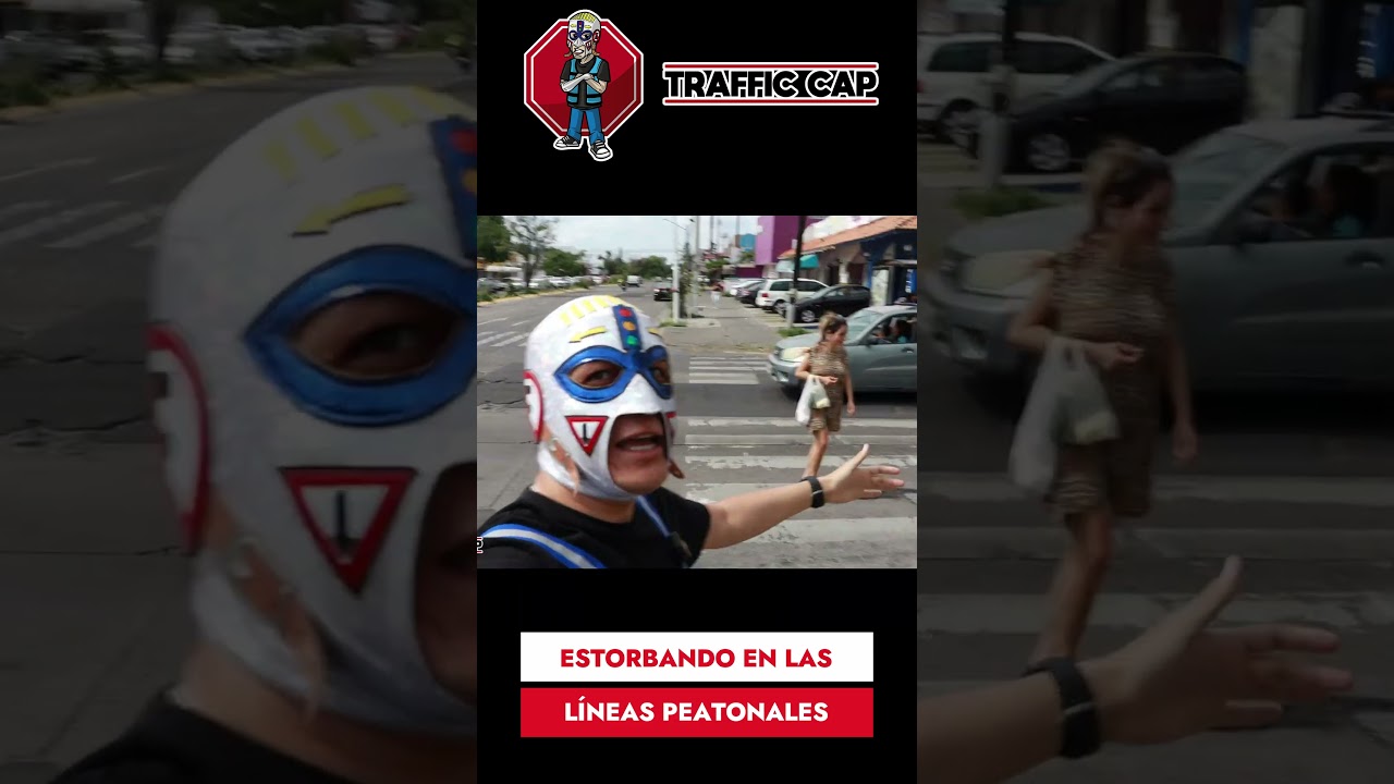 Estorbando en la #zonapeatonal #accidentedetransito #culturavial #seguridadvial #comedia #trafficcap