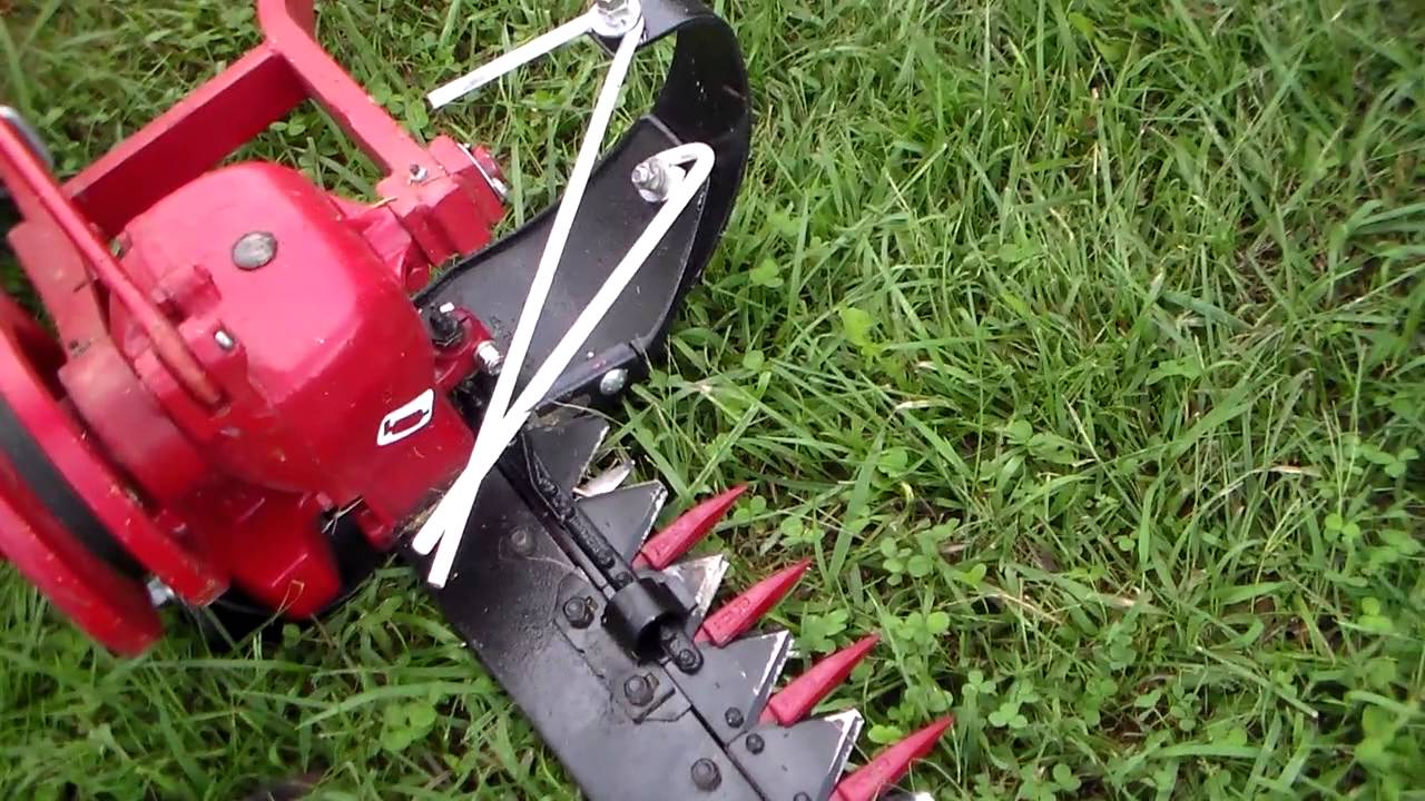 IH 1300 mower description