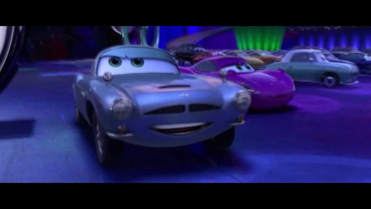 Nissan Figaro Denise Beam dans Cars 2 de Pixar