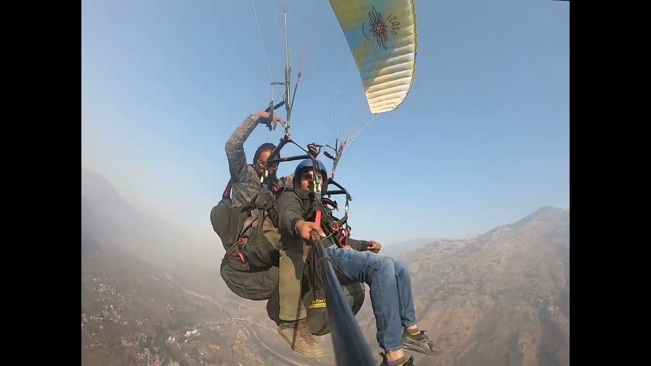 Paragliding In manali