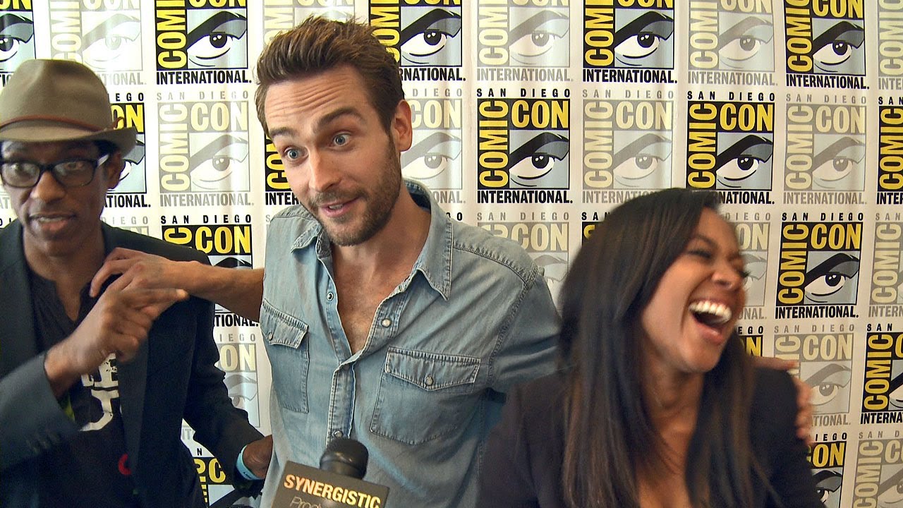 Sleepy Hollow - Crazy Fun Introduction by Tom Mison, Orlando Jones & Nicole Beharie