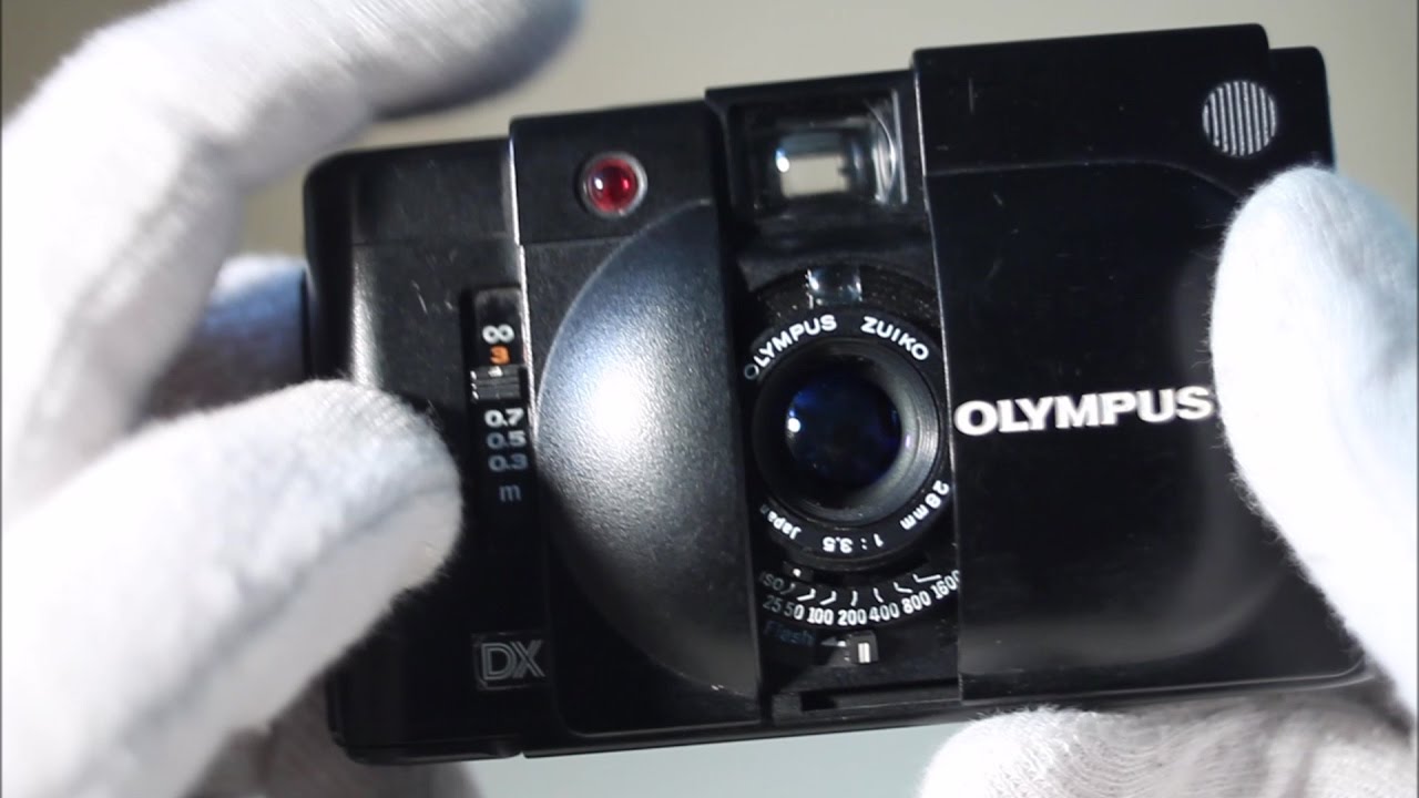 Olympus XA4 Macro (Operating)