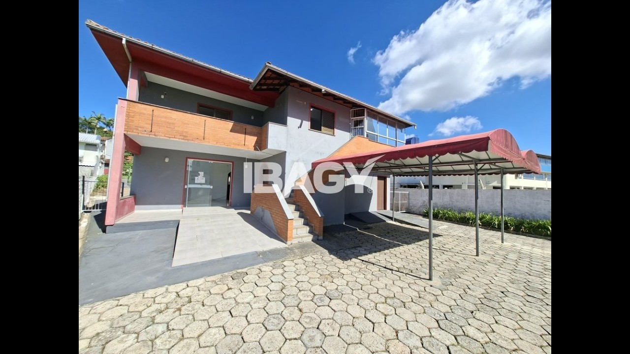 Casa comercial de 530m² no bairro: Praia comprida