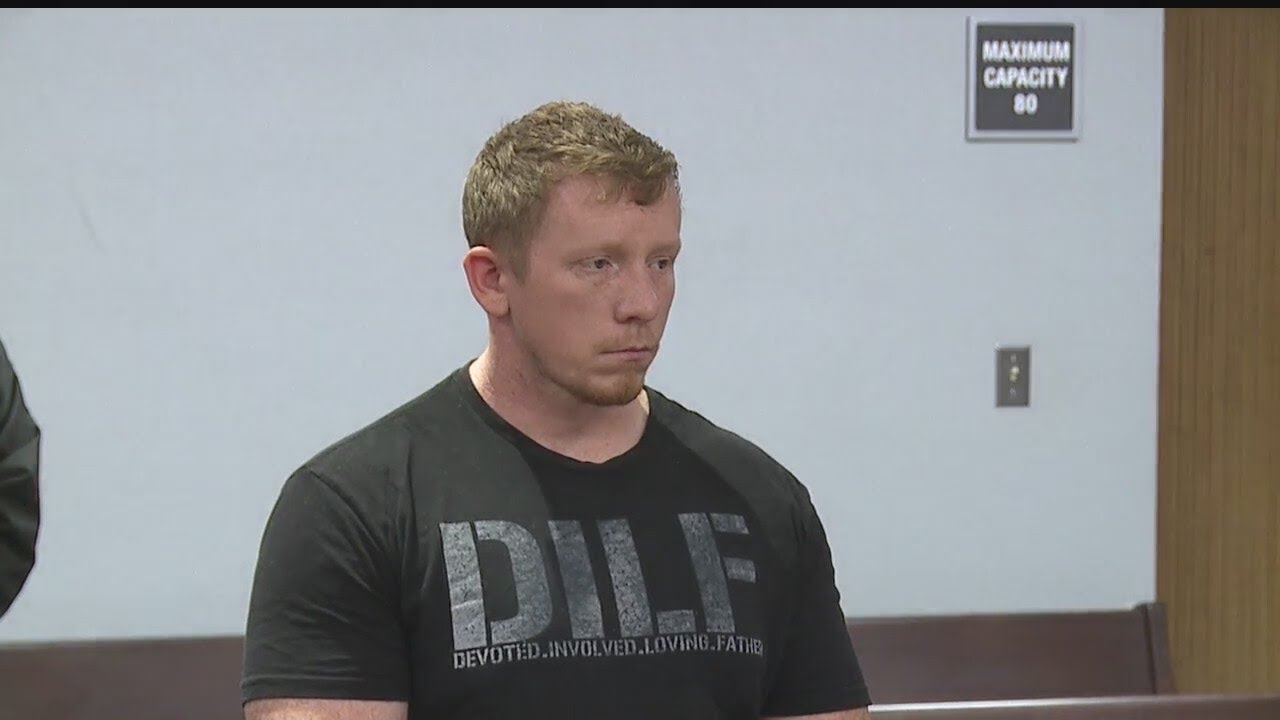 Akron police officer arraigned on local child porn charges