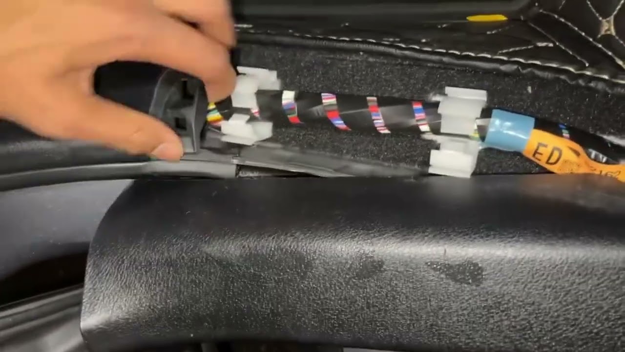 2014 Lexus GS 350 B pillar removal.