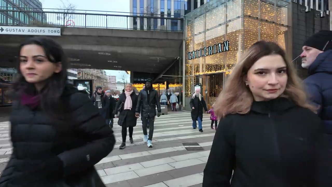 STYLISH STREETS in Stockholm City Centre Winter Walk 🌞💸 | Sweden’s Capital in 4K 🇸🇪  Stockholm UHD