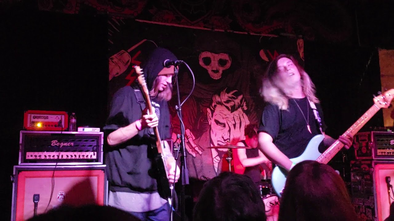 Point North - Never Coming Home (Live)