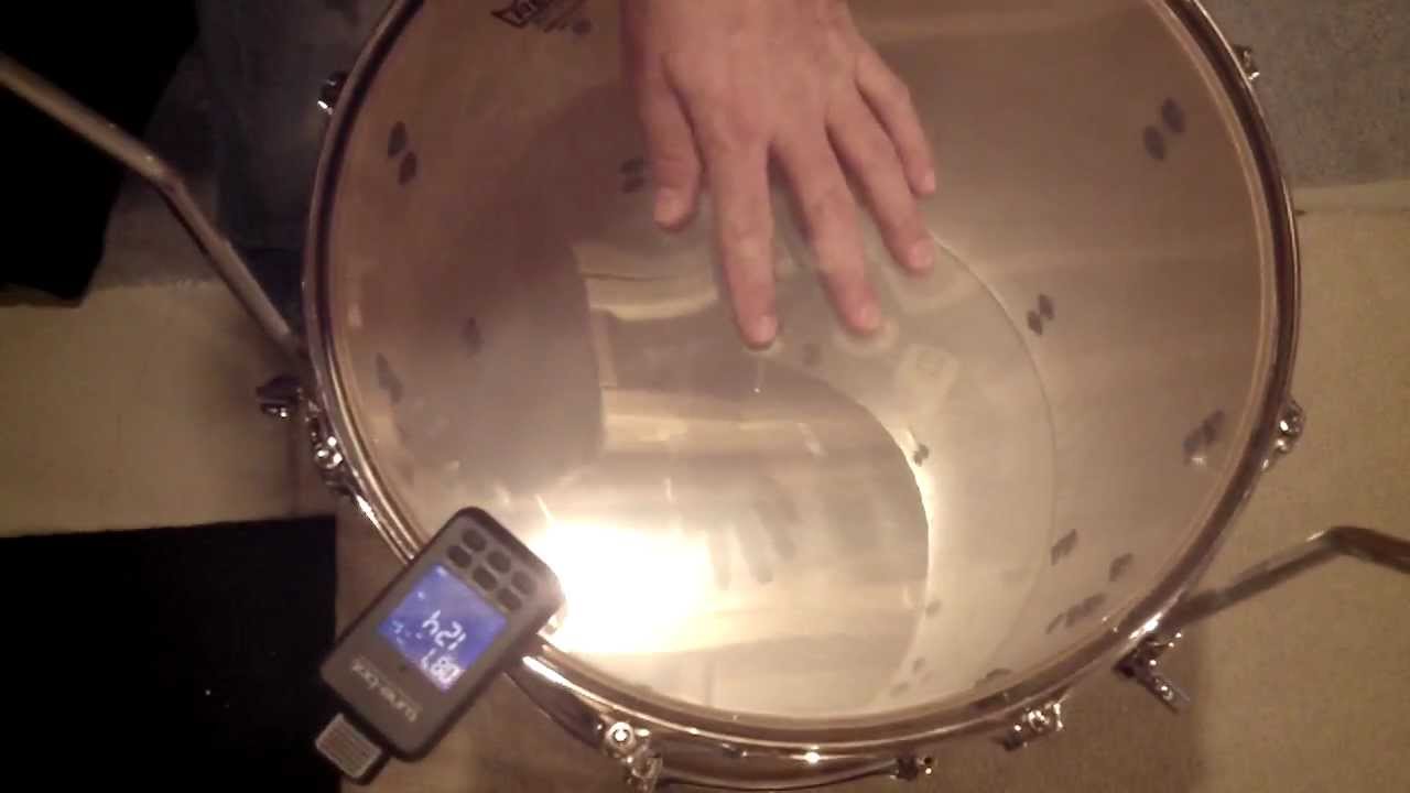 tuning a 16x16 floor tom with a tunebot