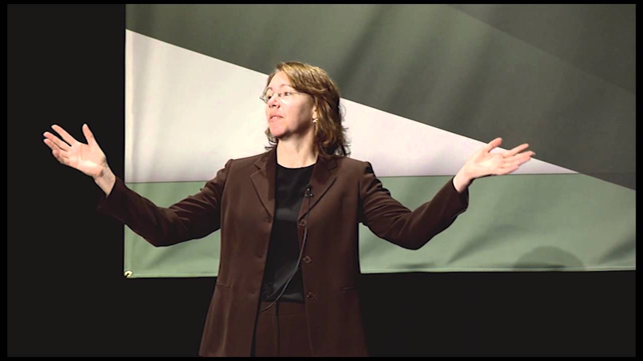 Dr. Sandra Magnus speaks at the NCAA Convention