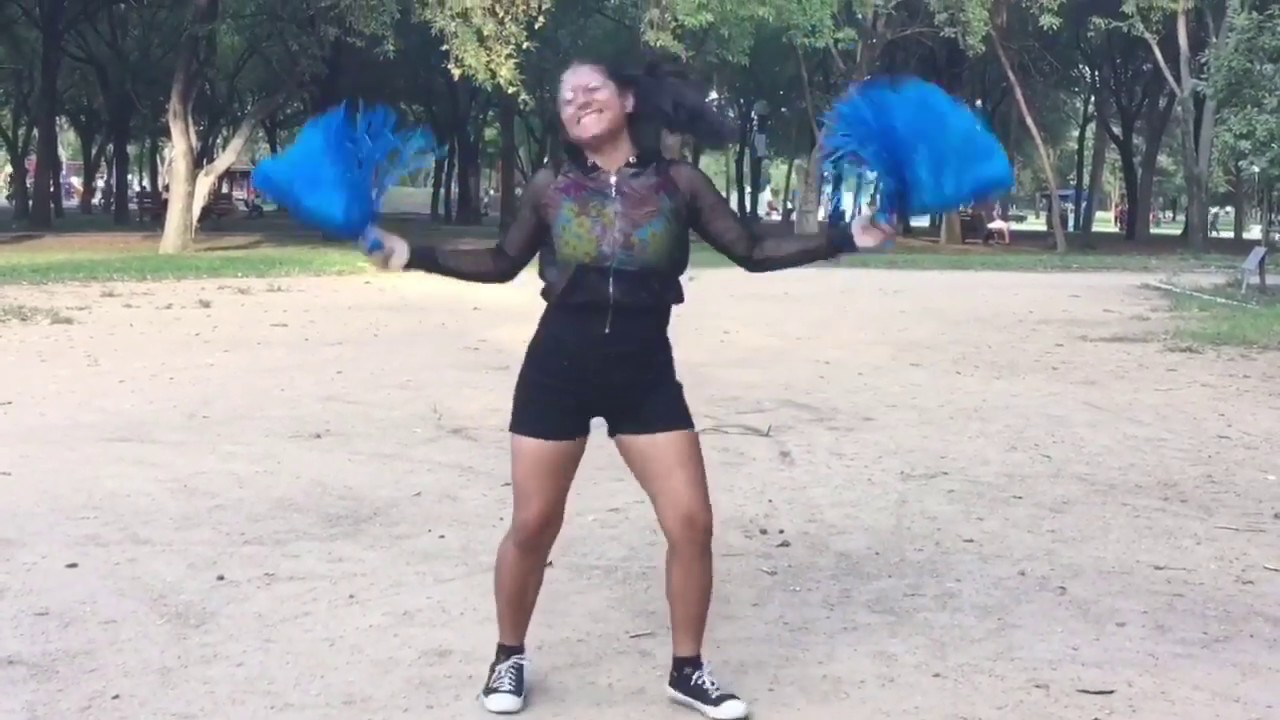 &ldquo;H E L L O&rdquo; - Mart&iacute;n Solveig & Dragonette